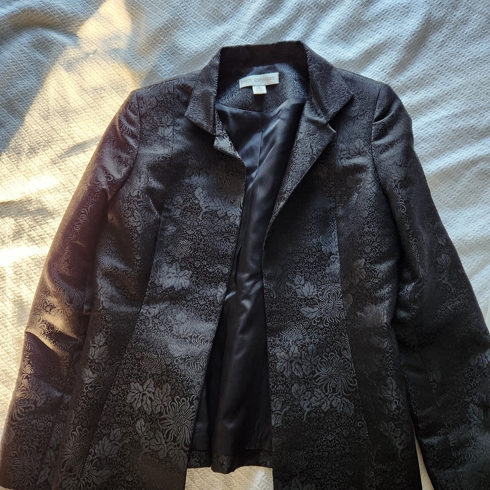 Petite Sophisticate Black Floral Blazer